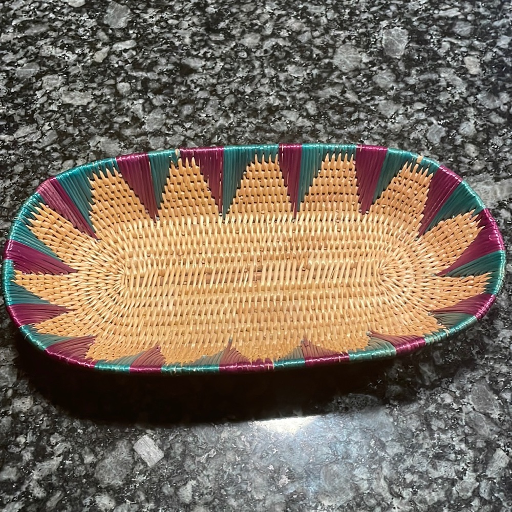 African hand-woven basket‎